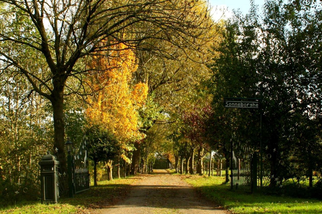 B&B Landgoed Sonneborghe Kollumerzwaag 외부 사진
