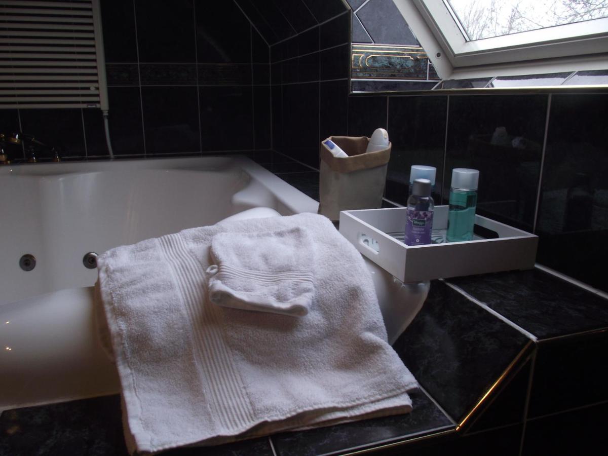 B&B Landgoed Sonneborghe Kollumerzwaag 외부 사진